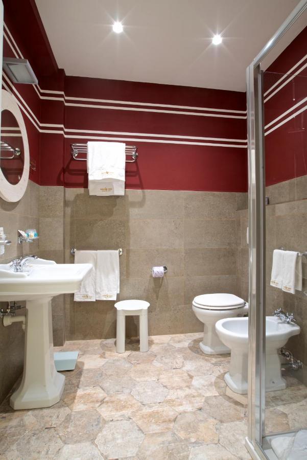 Design Suite Tirano Exterior photo