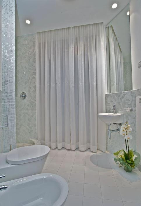 Design Suite Tirano Exterior photo
