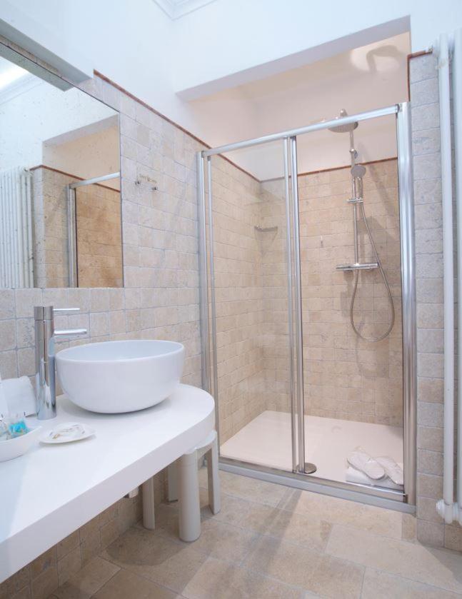 Design Suite Tirano Exterior photo